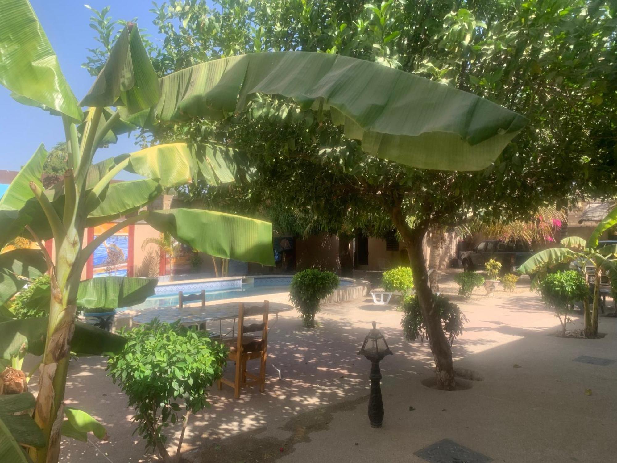 Auberge Keur Ely Ouoran Exterior foto